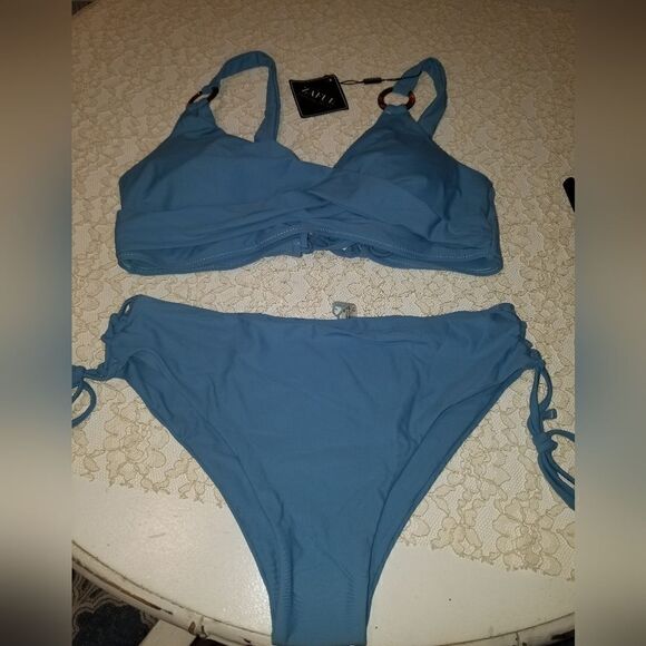 ZAFUL Women's Bikini Set Two Piece Swimsuits Bathing Suits new with tags - Picture 3 of 7